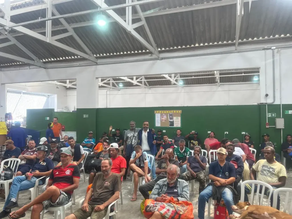 Alexandre-Amigao-Fundo-01