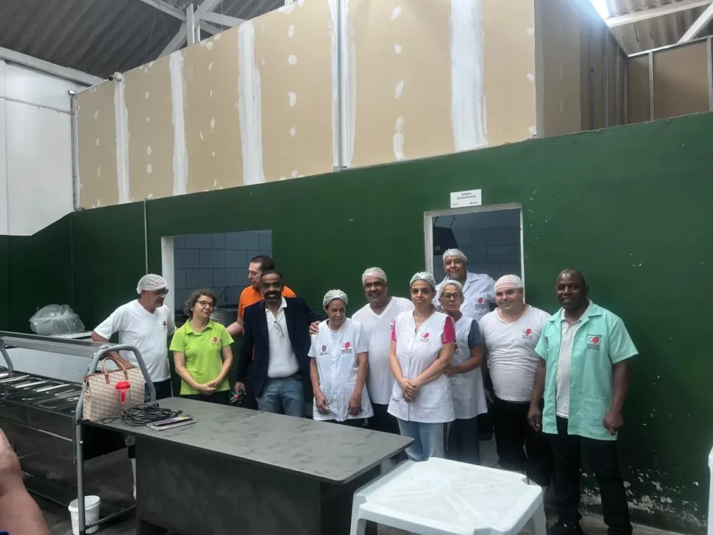 Alexandre-Amigao-Fundo-02